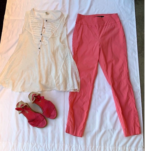 Moulinette Soeurs Tops - Anthropologie We The Free full ou Sleeveless Ruffle Top‎ Raw Hem Boho outfit set